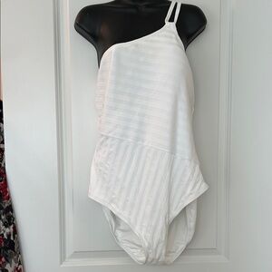 La Blanca Elegant  Swimwear/ New